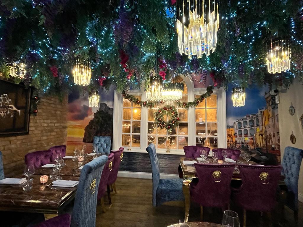 REVIEW: Time is short Gloria's in Thame is opened in memory of a beloved  wife who always wanted her own restaurant! - Ox In A Box